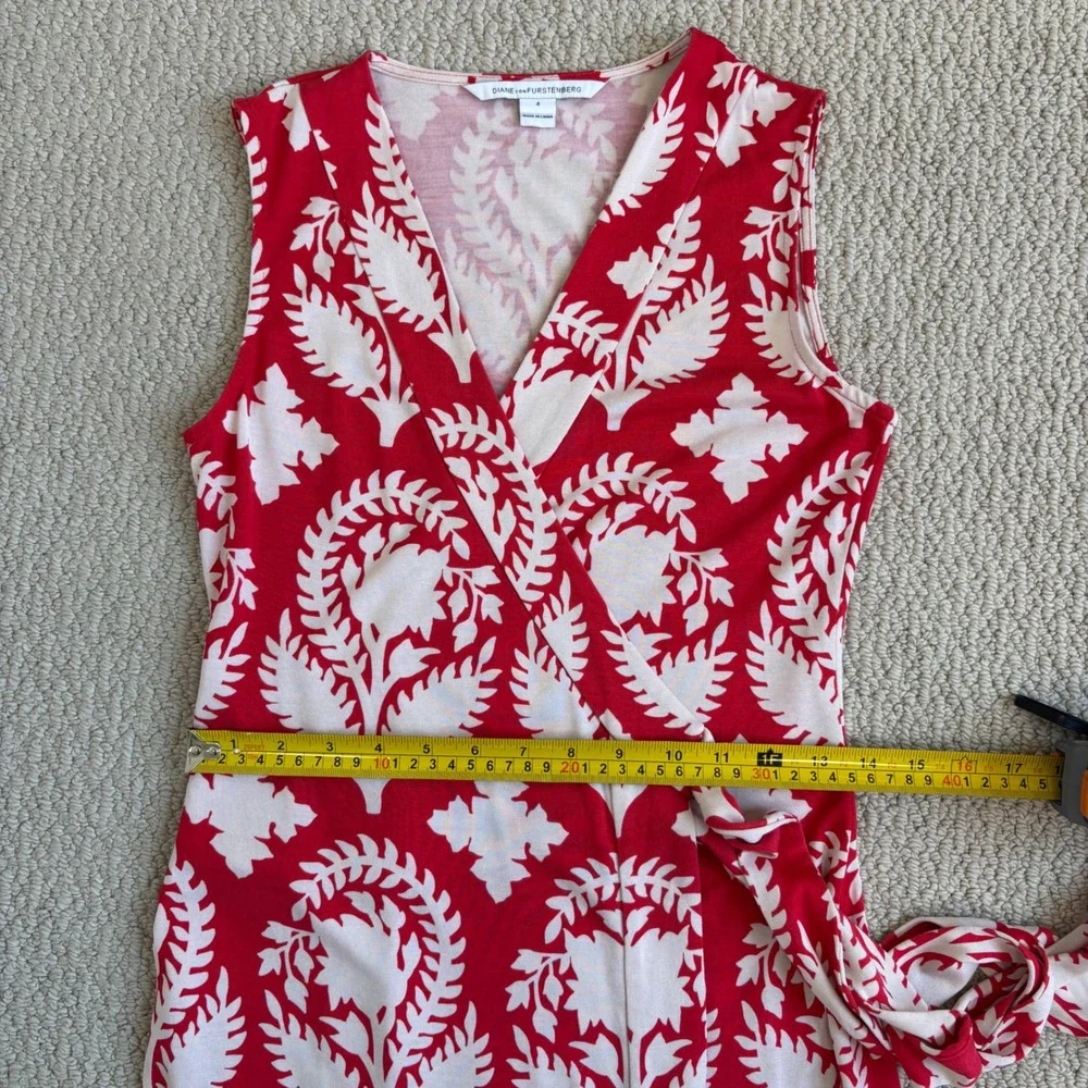 Diane von Furstenberg Yahzi Silk Wrap Dress, Sleeveless Floral | Size 4 Red 70s